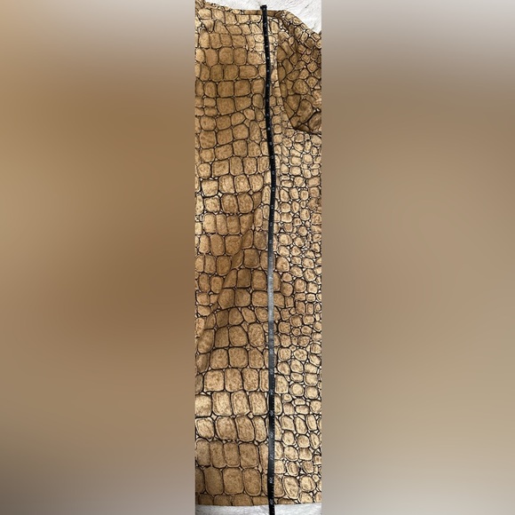 Allison Daley Vintage Crocodile Button Down Long Sleeve Shirt with Tank Top - Picture 10 of 13